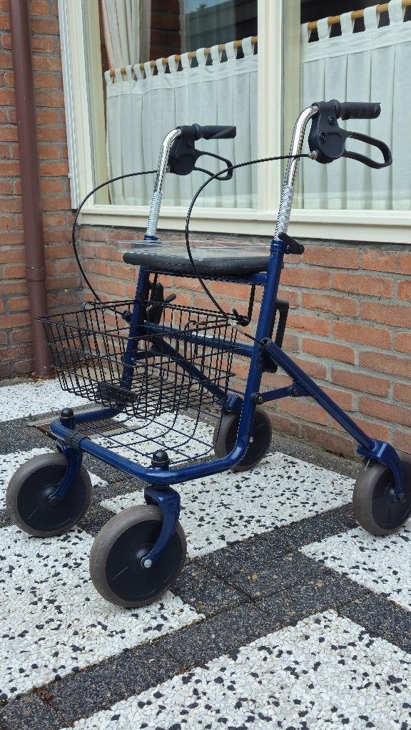 Rollator opvouwbaar, Diversen, Ophalen, Opvouwbaar, Zo goed als nieuw