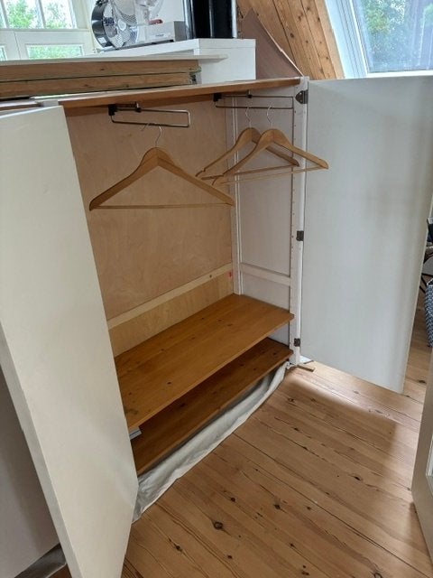 LUNDIA kleidingkast, Met deur(en), Gebruikt, Type Lundia, 100 tot 150 cm