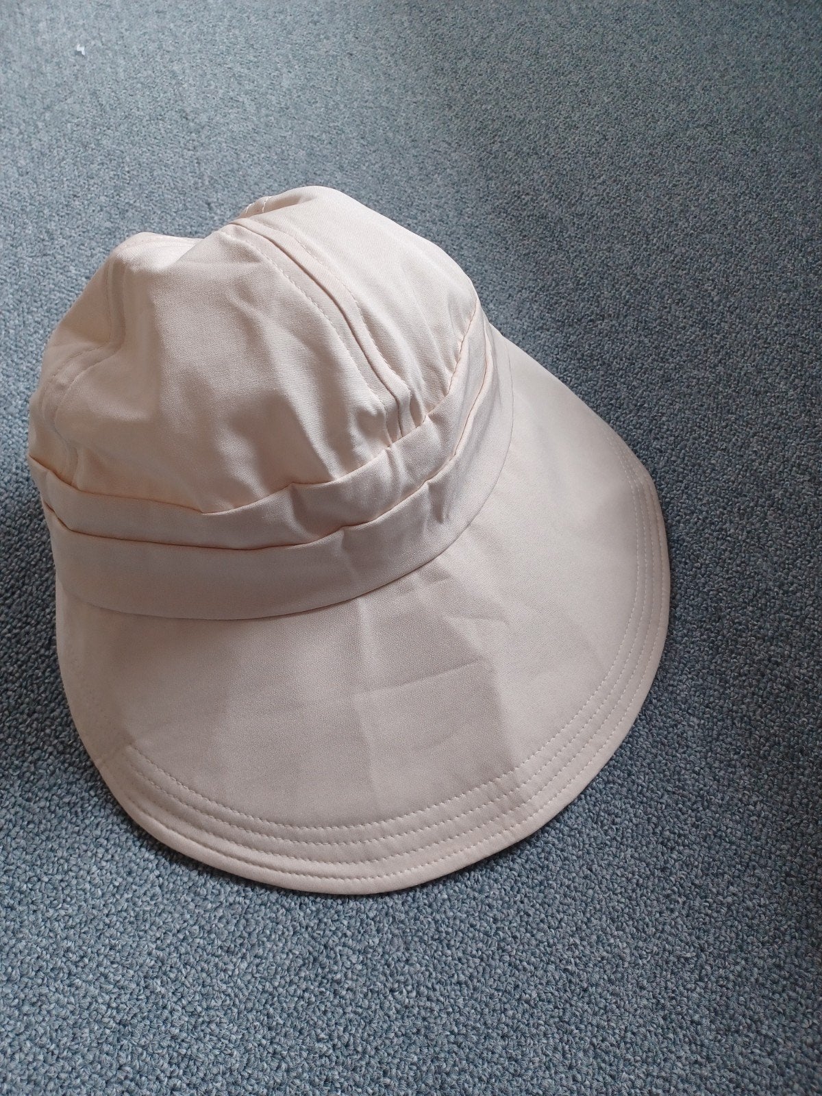 Beige dames zonnepet, Kleding | Dames, Hoeden en Petten, Ophalen of Verzenden, Zo goed als nieuw, One size fits all, Pet