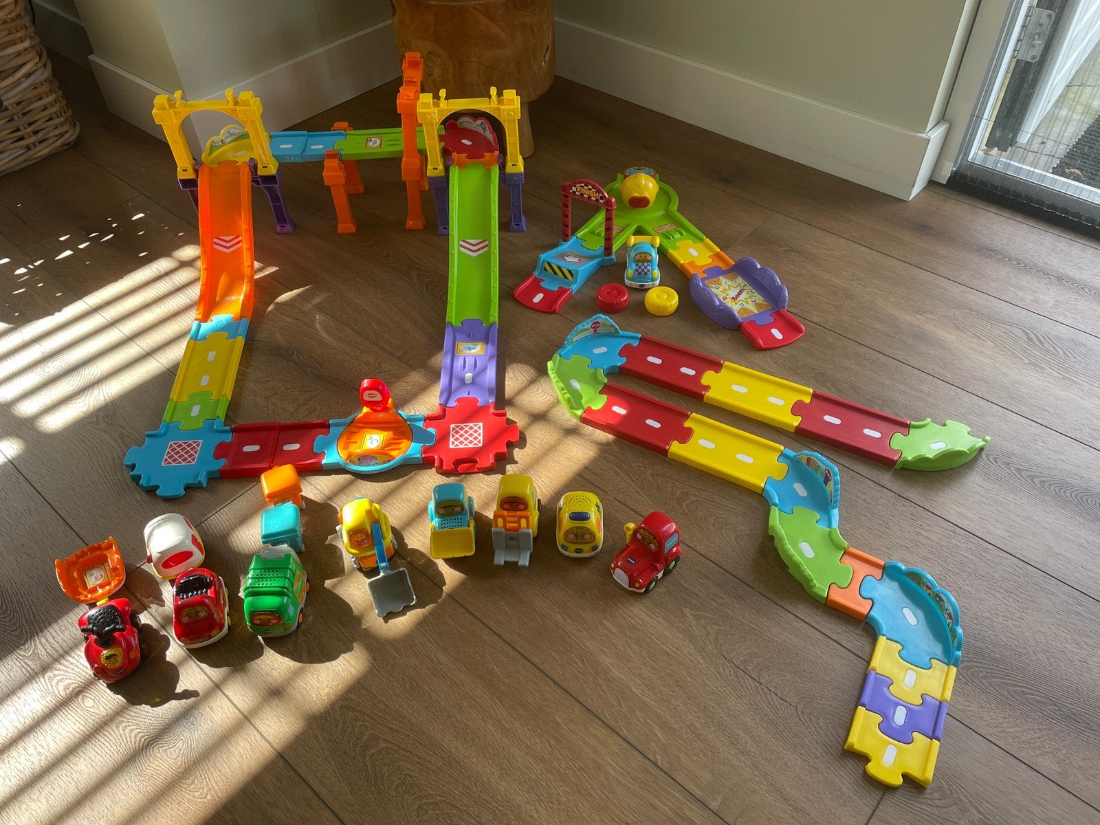 VTech toet toet auto brug, lanceerbaan en extra’s, Ophalen, Zo goed als nieuw, 2 tot 4 jaar