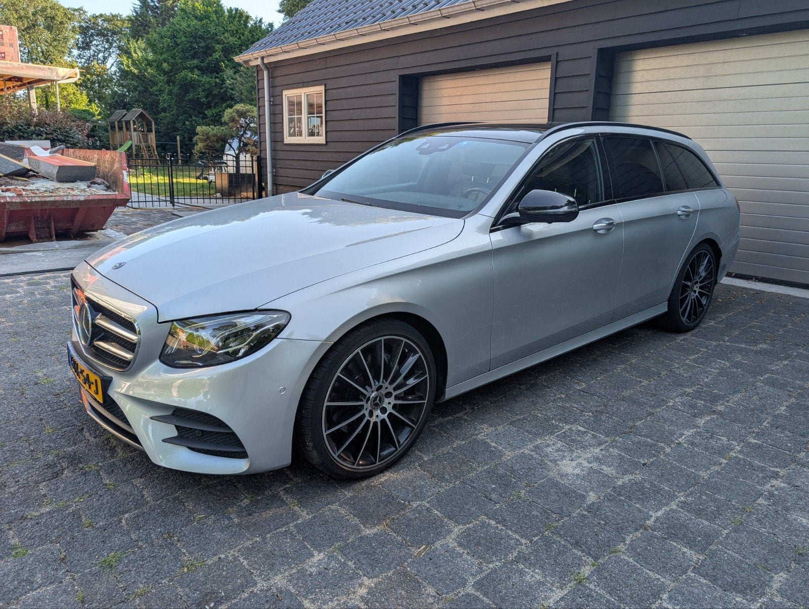 Mercedes-Benz E-Klasse E220 d 194pk 9G-TRONIC 2018 Grijs, Auto's, Automaat, Achterwielaandrijving, 4 cilinders, Leder