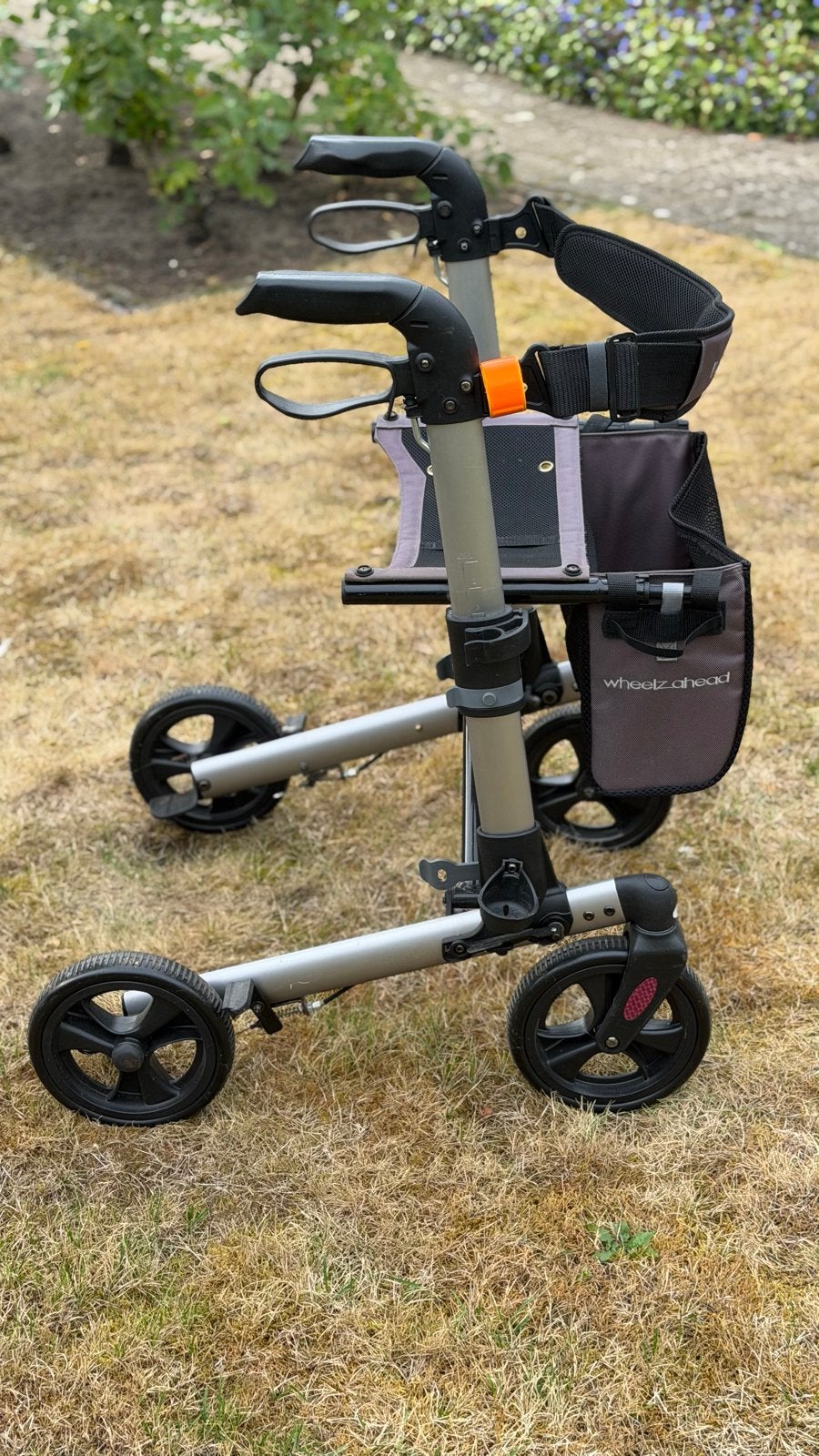 Rollator - Wheels Ahead - Inclusief dienblad, Diversen, Ophalen, Opvouwbaar, Gebruikt