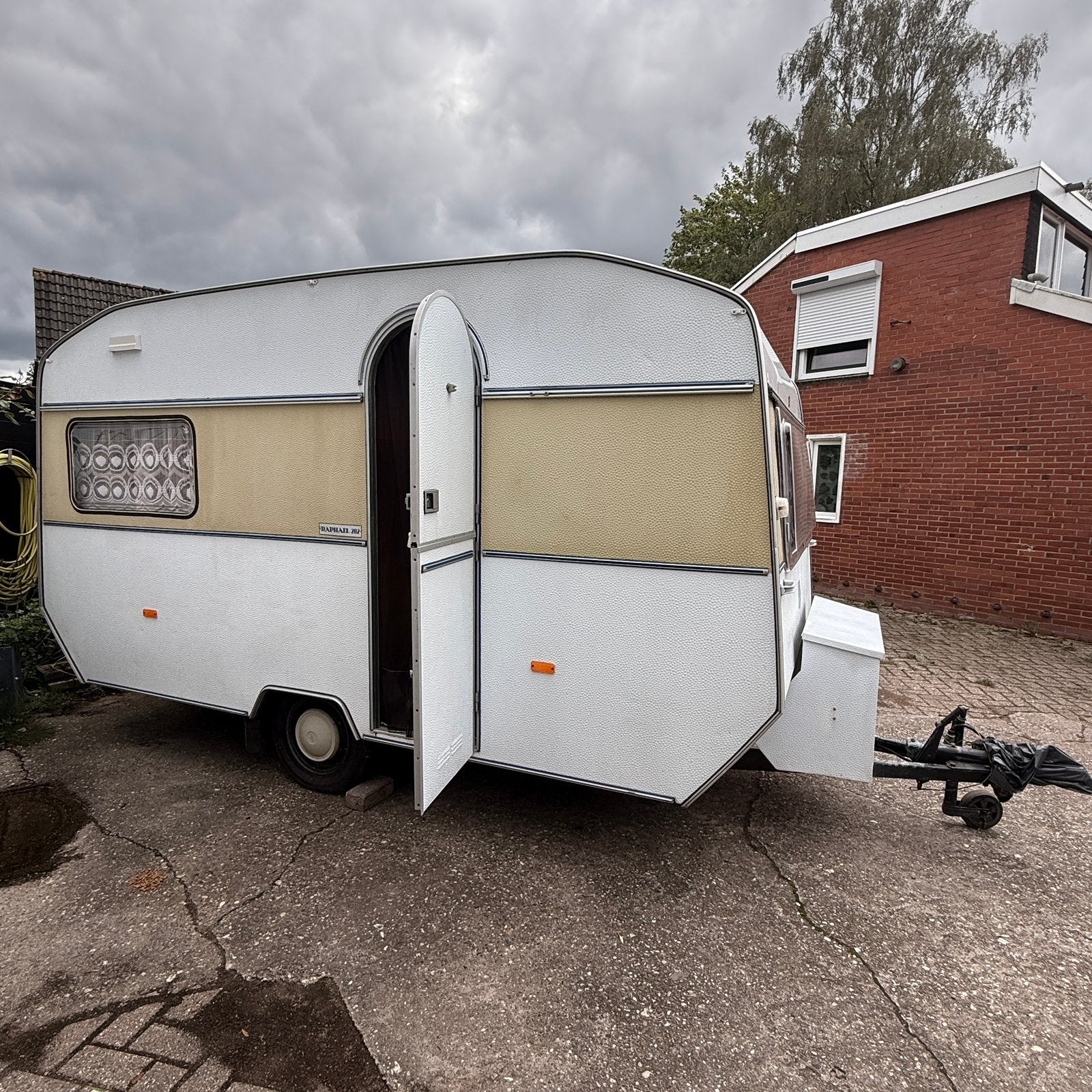 Te koop: Retro Caravan bouwjaar 1977, Caravans en Kamperen, Particulier, Rondzit