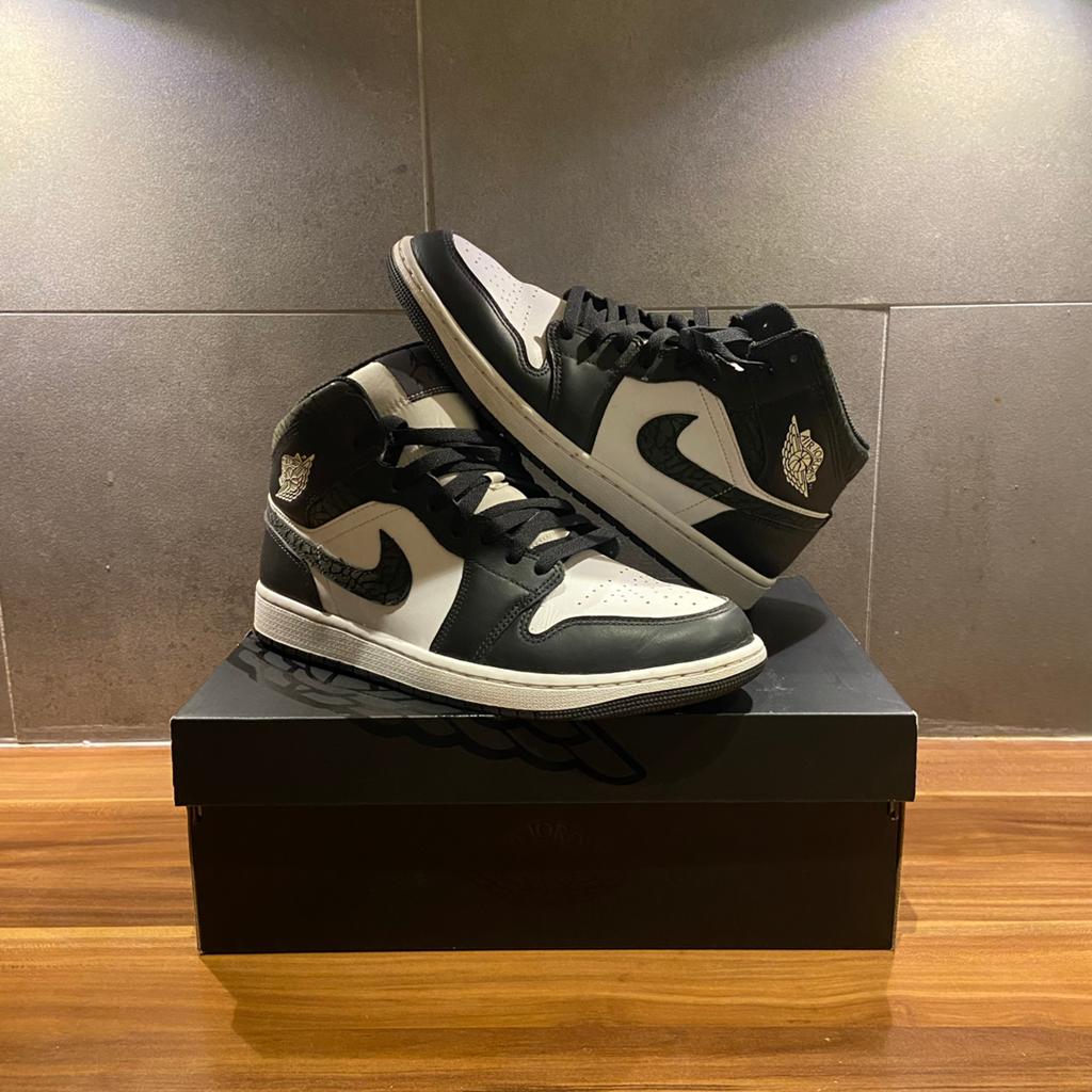 Nike Air Jordan Mid SE Off Noir White Black maat 44, Zwart, Ophalen of Verzenden, Sneakers of Gympen, Zo goed als nieuw