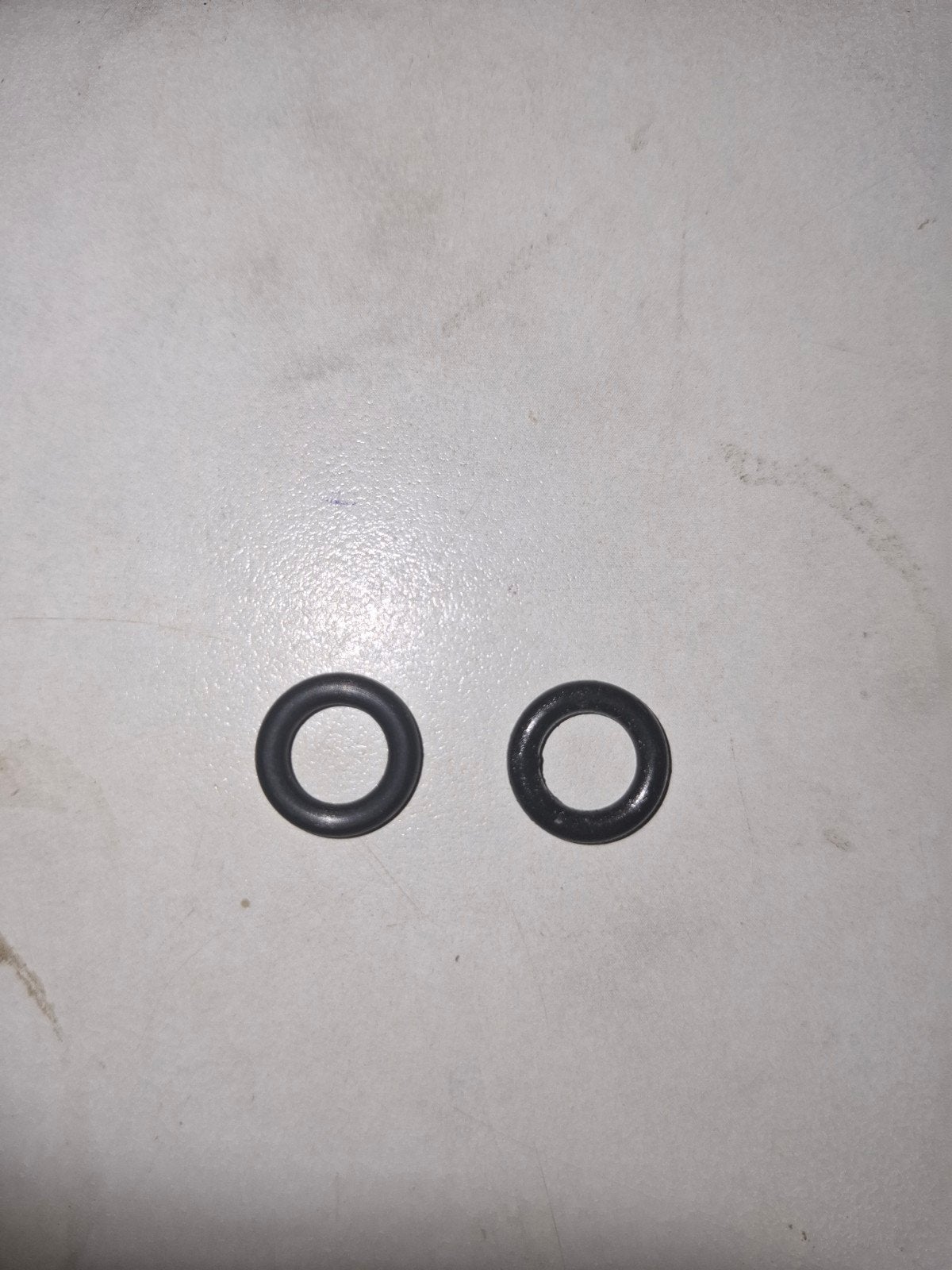 te koop 2 nieuwe o-ringen, Ophalen of Verzenden, Nieuw, Overige materialen, Minder dan 4 cm