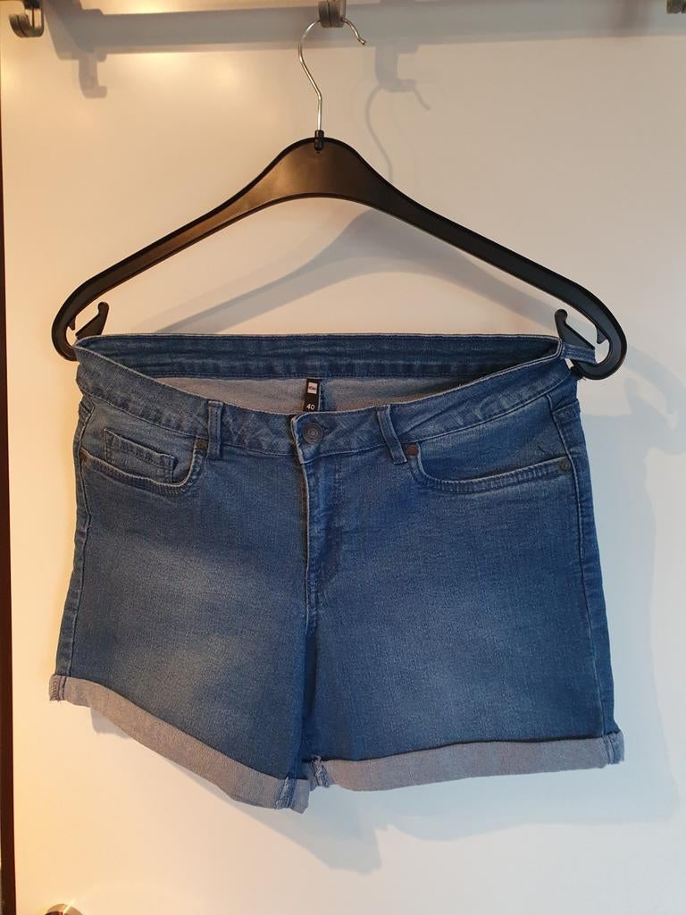 Dames jeans kort maat 40 stretch Hema, Blauw, Ophalen of Verzenden, Zo goed als nieuw, W30 - W32 (confectie 38/40)