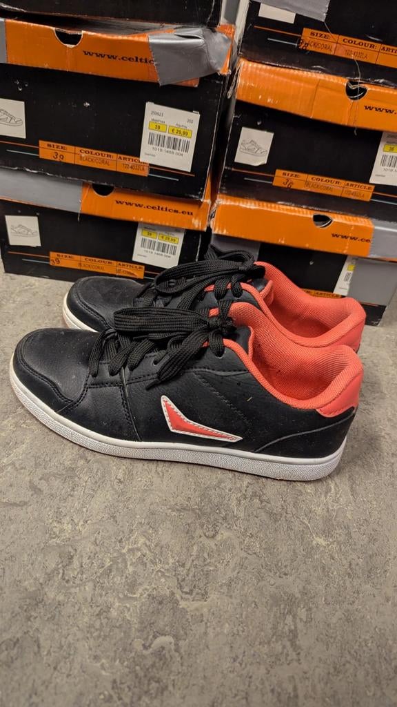 Schoenen voor dans groepen meerdere paren, Ophalen of Verzenden, Nieuw, Schoenen