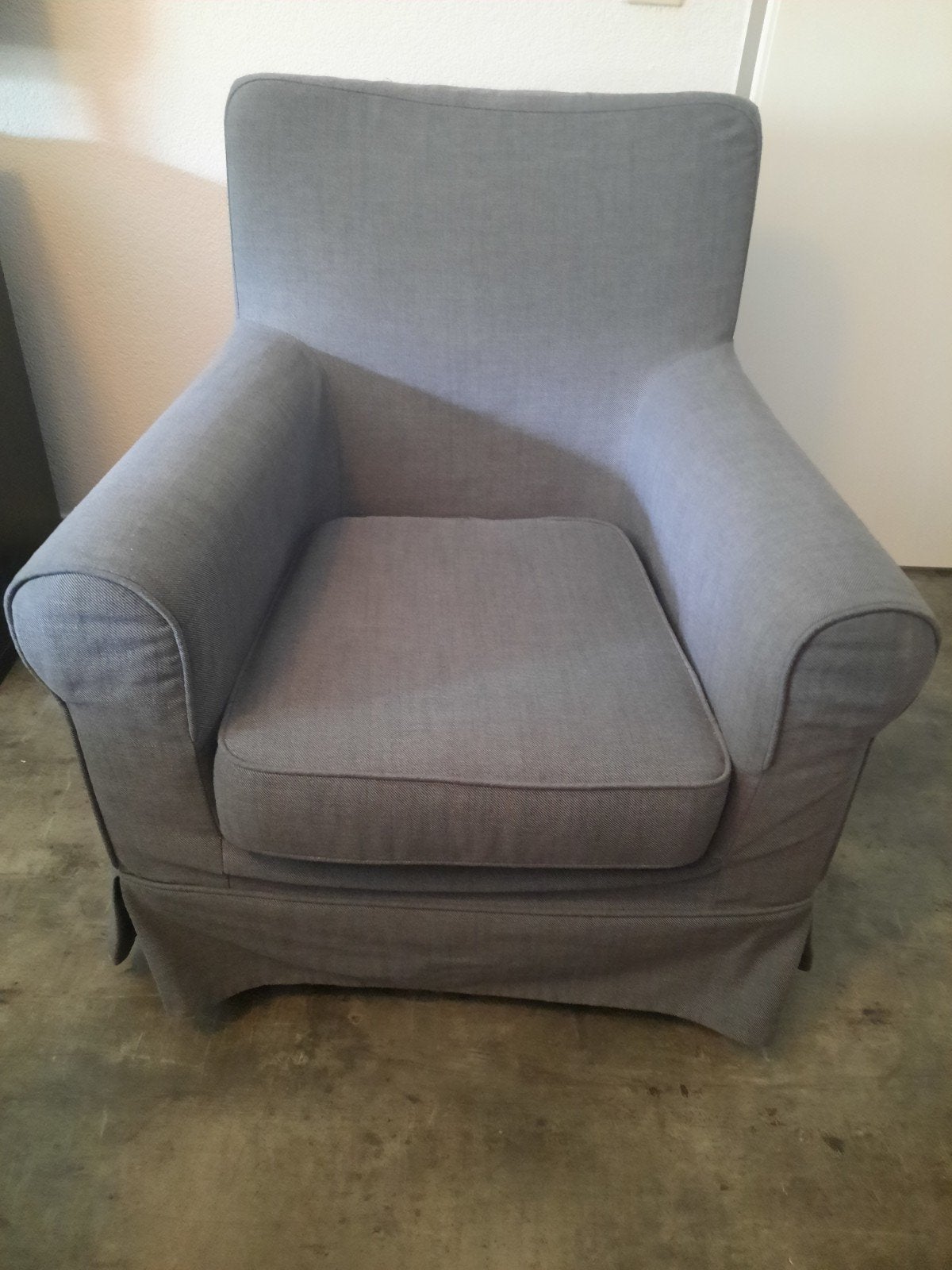 Jennylund fauteuil Ikea gratis, Huis en Inrichting, Fauteuils, Ophalen, Gebruikt, Modern comfort, 75 tot 100 cm