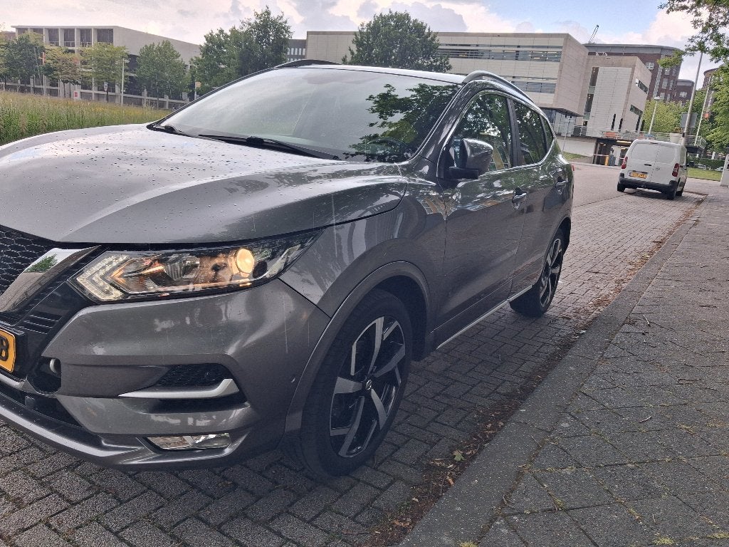 Nissan Qashqai 1.2 Dig-t 85KW 2WD 2018 Grijs, Voorwielaandrijving, Electronic Stability Program (ESP), Zwart, 4 cilinders