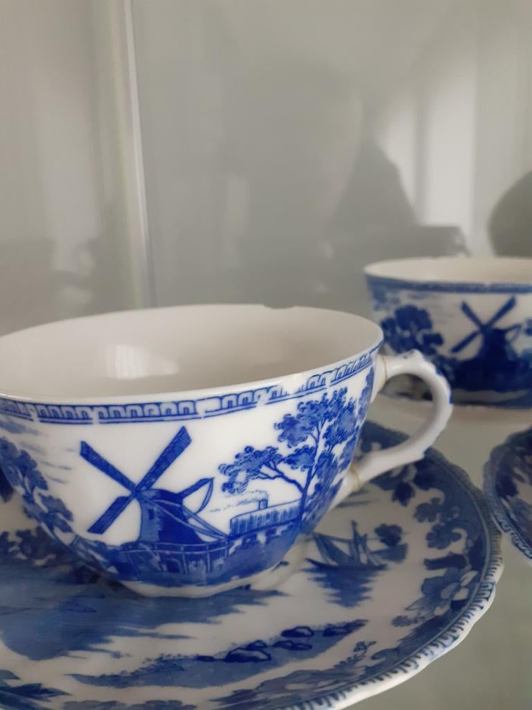Zeer oude kopjes en schotels, Ophalen of Verzenden