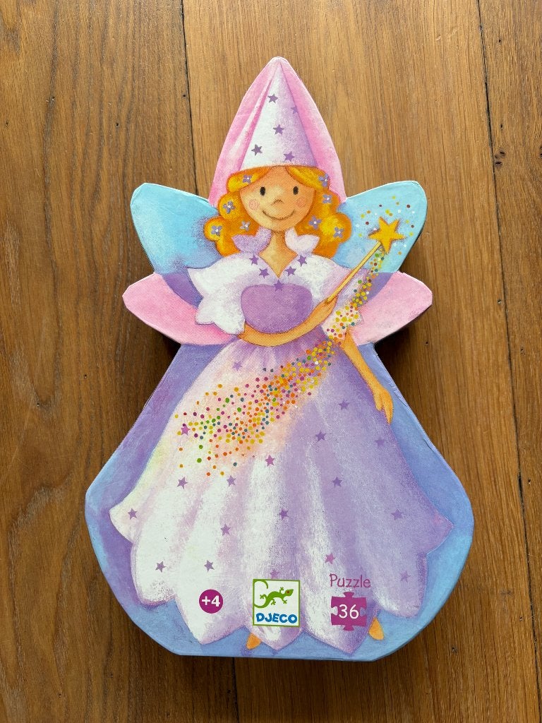 Djeco puzzel de fee en de eenhoorn, Kinderen en Baby's, Speelgoed | Kinderpuzzels, Ophalen of Verzenden, 10 tot 50 stukjes, Zo goed als nieuw