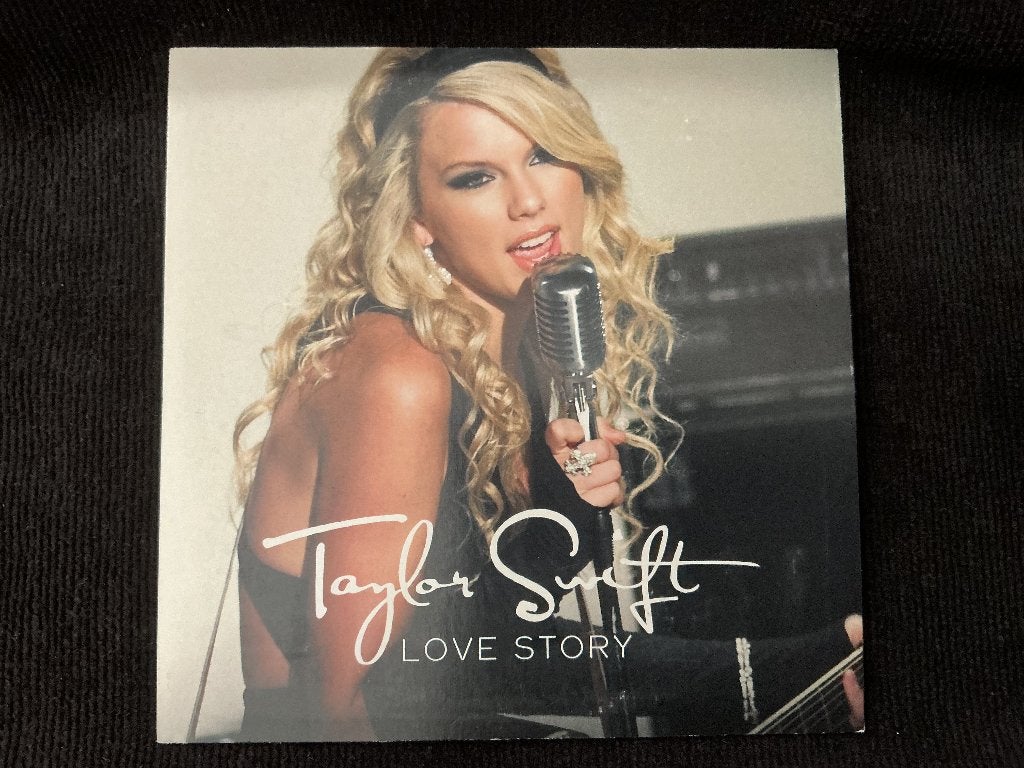 Taylor Swift, Love Story cd-single cardsleeve, Ophalen of Verzenden, Zo goed als nieuw, Pop