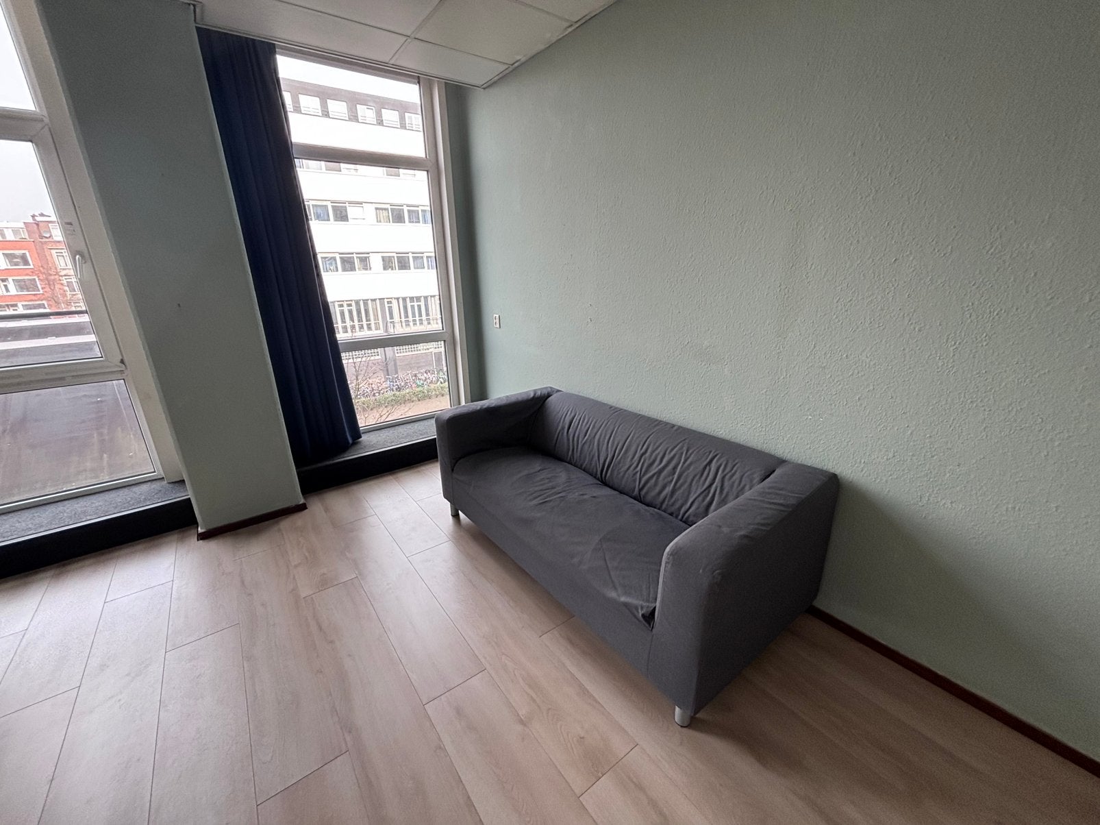 KLIPPAN 2-zitsbank, Huis en Inrichting, Ophalen, Gebruikt, 150 tot 200 cm, Tweepersoons