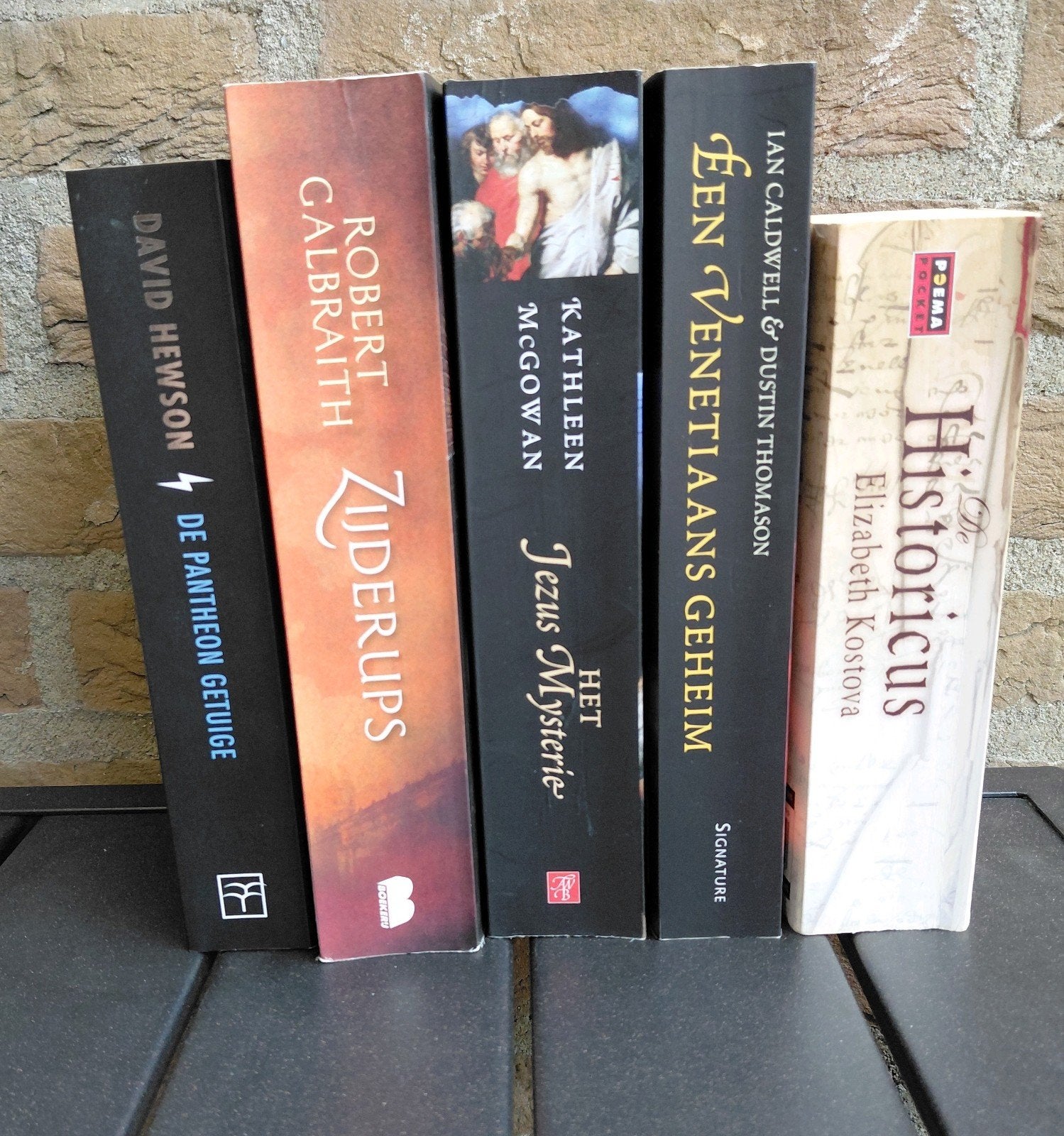 Spannende thrillers: 5 boeken van diverse auteurs, Ophalen of Verzenden, Gelezen, Wereld overig