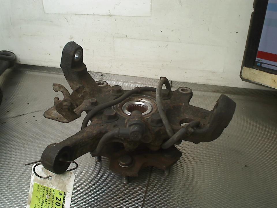 Fusee Rechts Voor Mitsubishi Pajero Canvas Top (V6/7) 2001, Gebruikt, Info@mitsubishi-motors.de, Mitsubishi, Emil-Frey-Straße 2, Friedberg 61169, , Duitsland