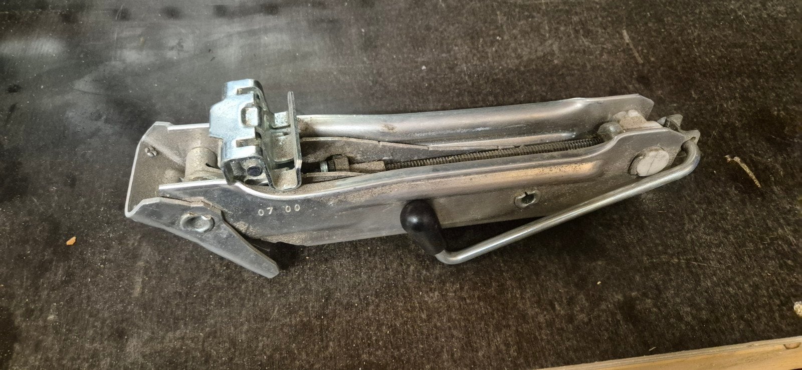 Nieuwe Krik voor Audi A3/A4/A6 & VW Golf/Passat/Vento, Ophalen of Verzenden, Nieuw, Mechanisch, Schaarkrik