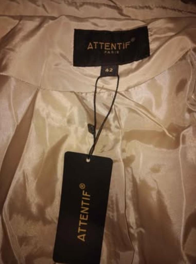 Attentif paris jas ( Nieuw), Kleding | Dames, Ophalen, Beige, Maat 42/44 (L), Nieuw