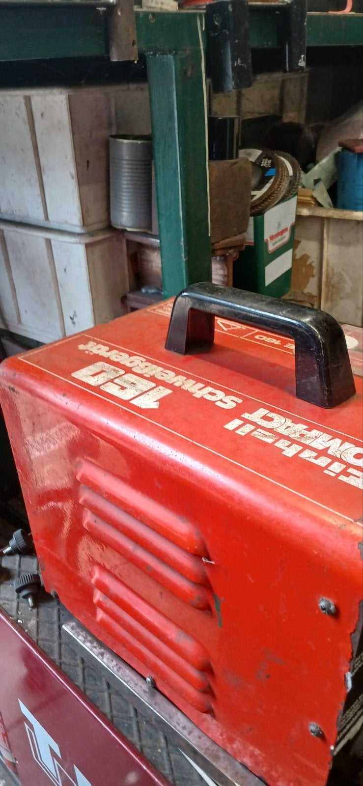 Zeer goed werkende Einhell lastravo.
kan op 220v en op 380 v, Ophalen, Gebruikt, Elektroden