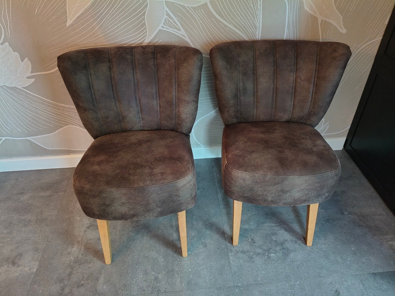 2 Stoelen/fauteuils, Ophalen, Gebruikt, Twee, Bruin
