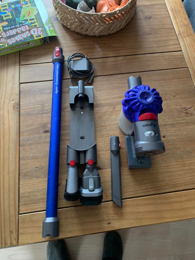 Dyson V7 voor onderdelen, Verzenden, Niet werkend, Reservoir
