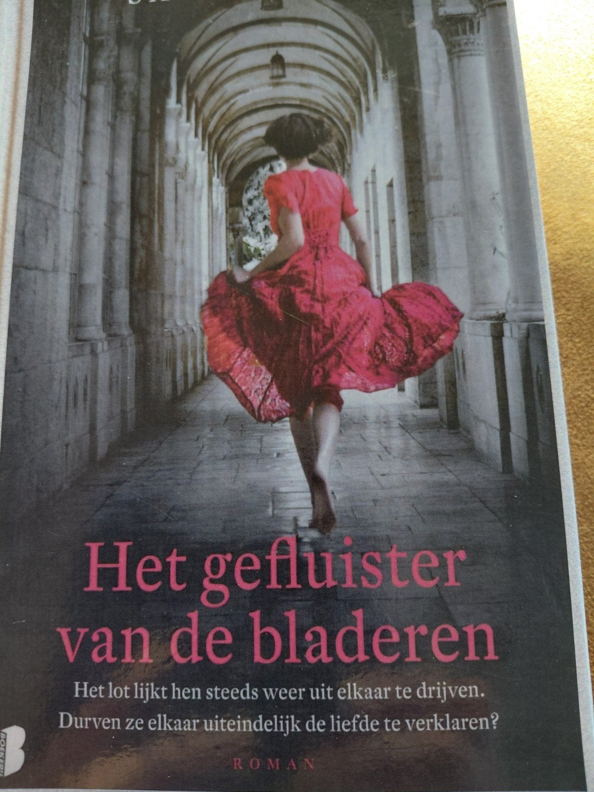 Het gefluister van de bladeren - Sarah McCoy ( biibboek), Ophalen of Verzenden, Zo goed als nieuw, Sarah McCoy, Amerika