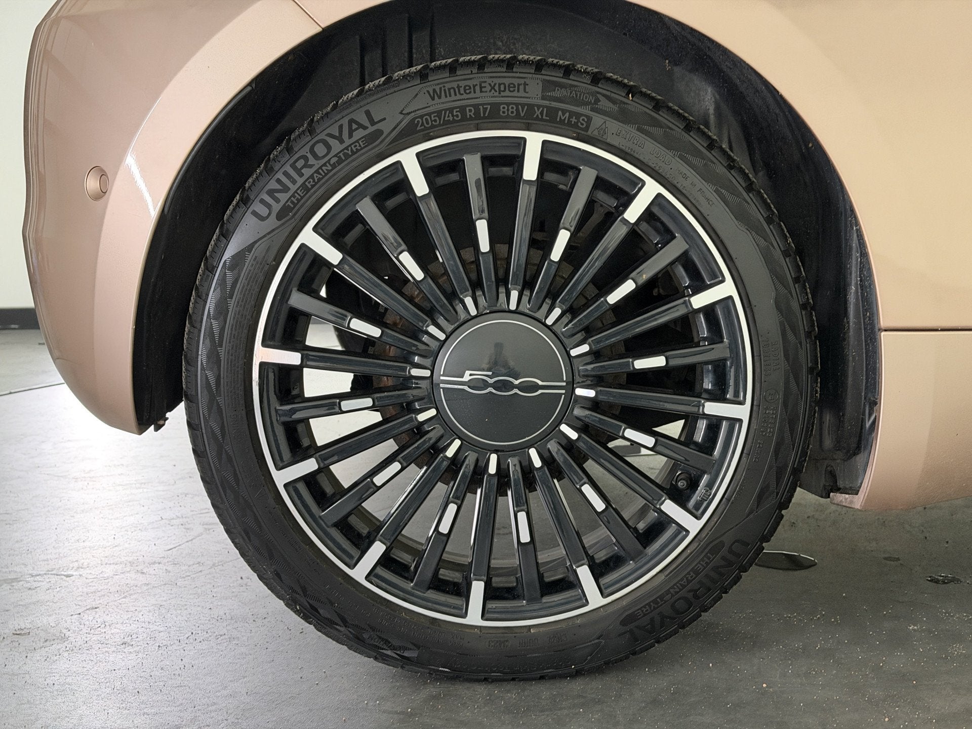 Fiat 500 La Prima 42 kWh | pano dak | Led voor \ achter lich, Auto's, Gebruikt, Overige kleuren, Met garantie (alle), 4 stoelen