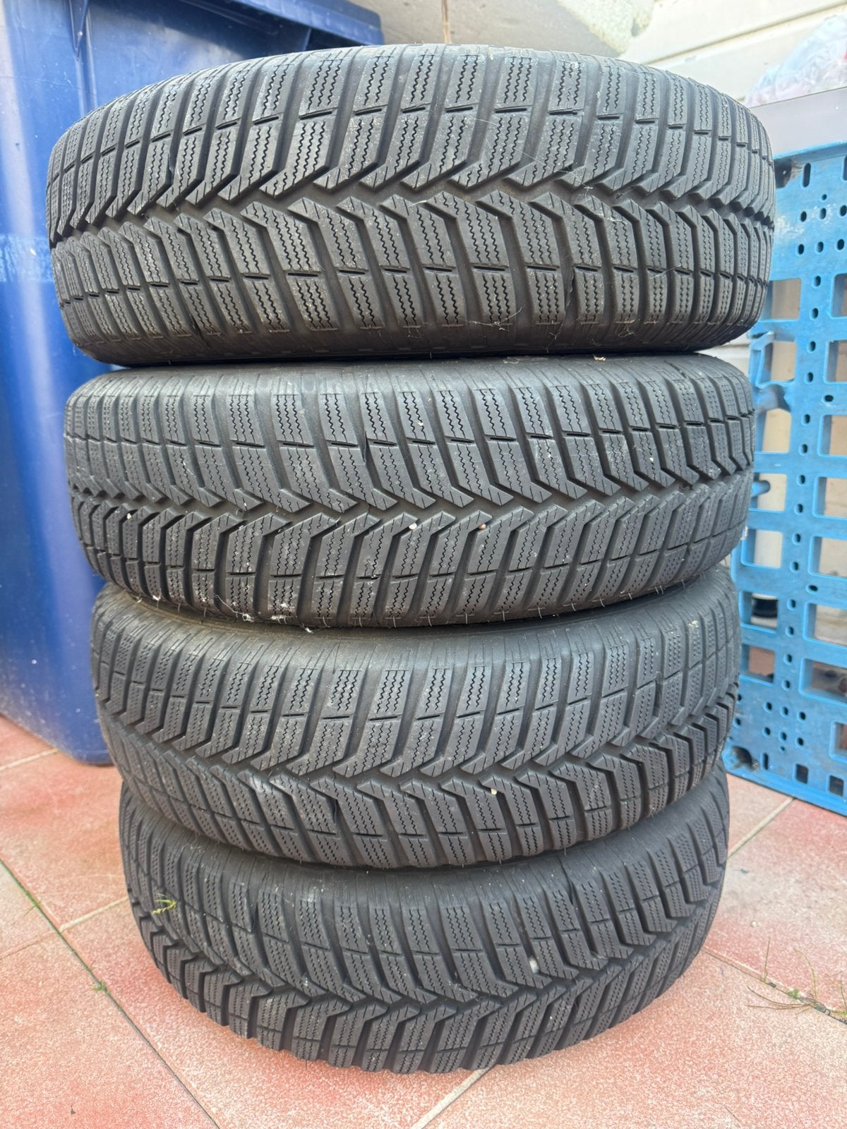 Vredestein Winterbanden 165/70/14 VEEL PROFIEL, Ophalen, 14 inch, Winterbanden, Band(en)
