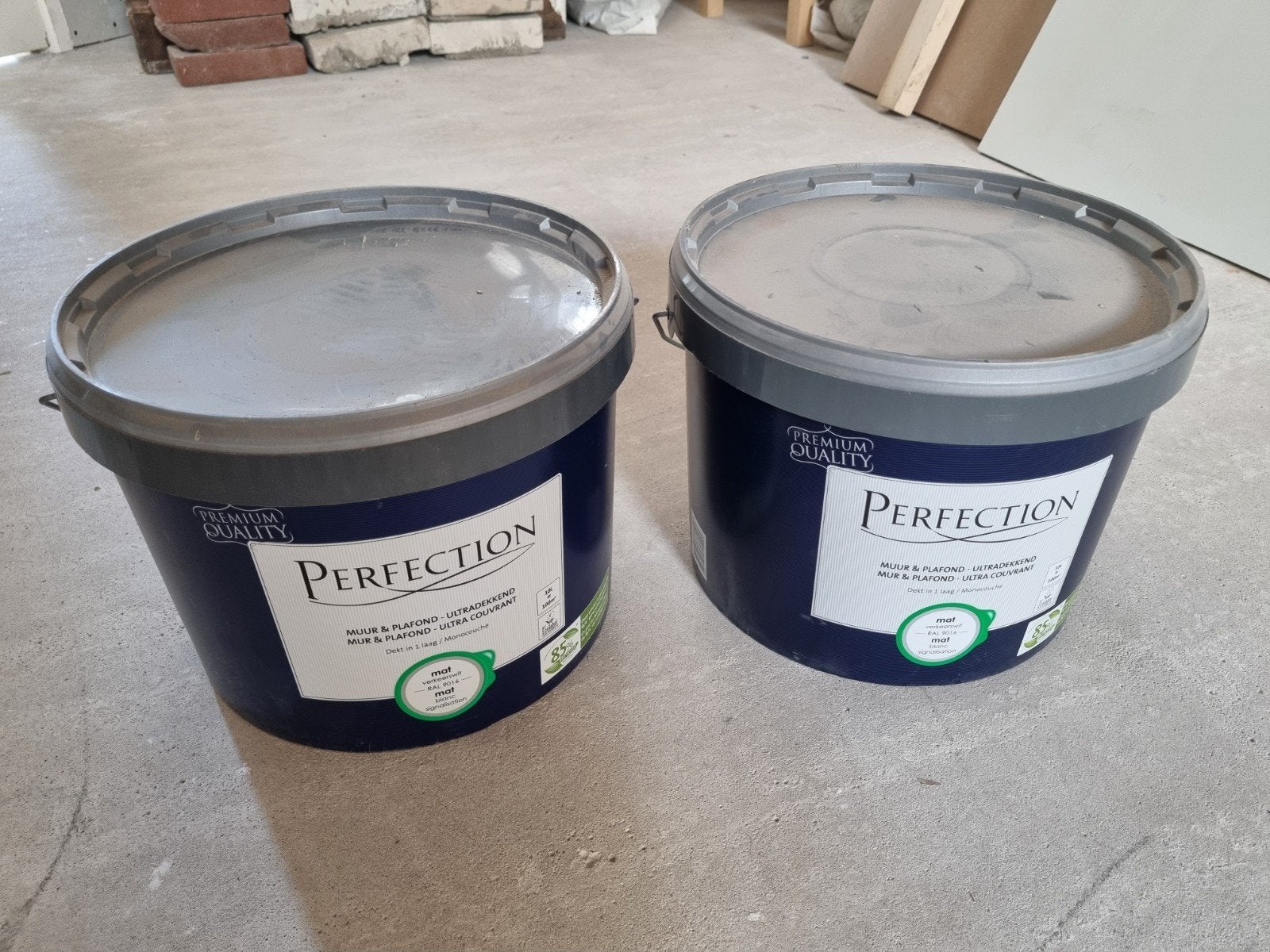 Muur- en plafondverf RAL9016 20L, Ophalen