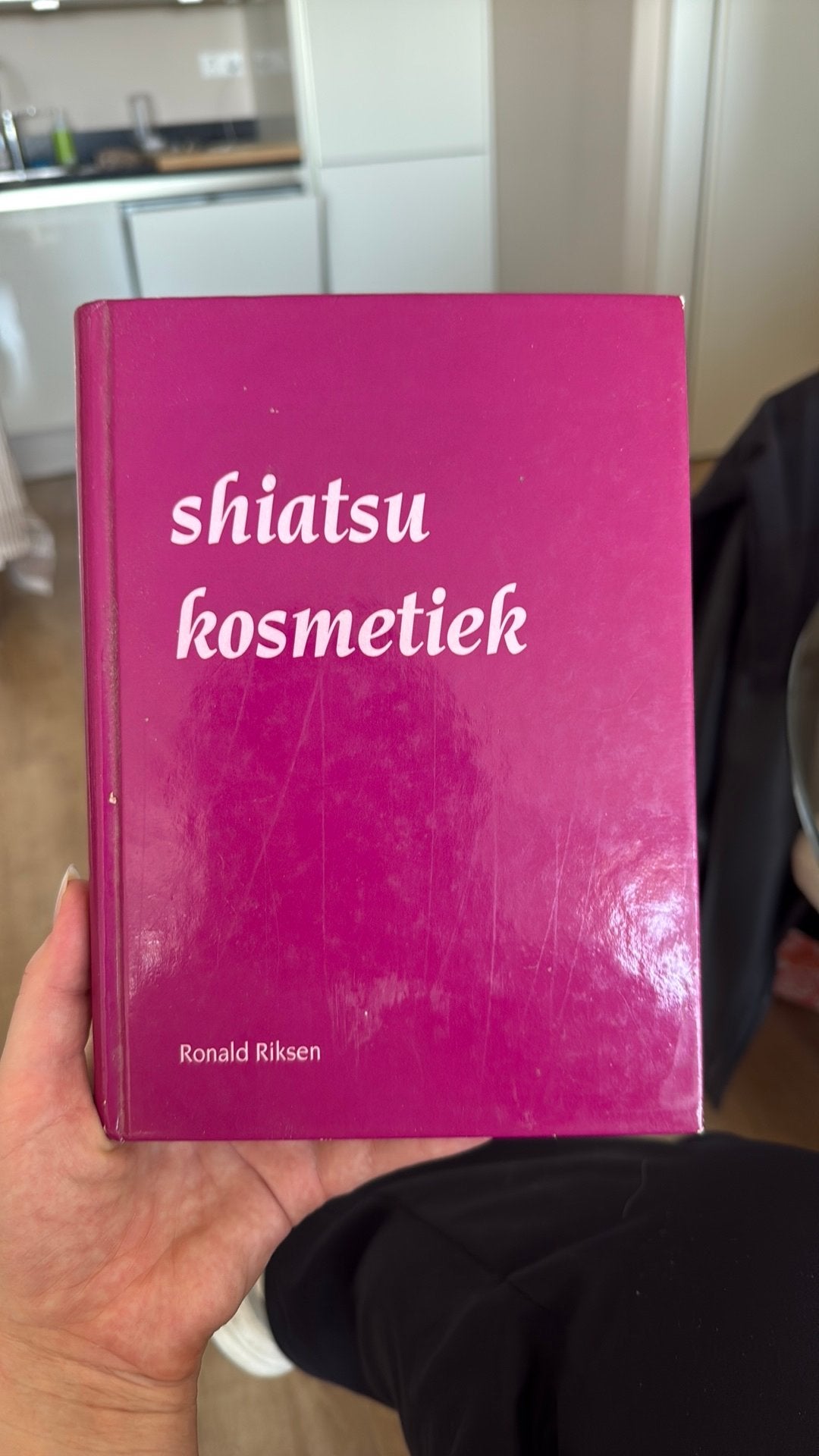 Shiatsu kosmetiek studie boek!, Ophalen of Verzenden, Beta, Gelezen, HBO