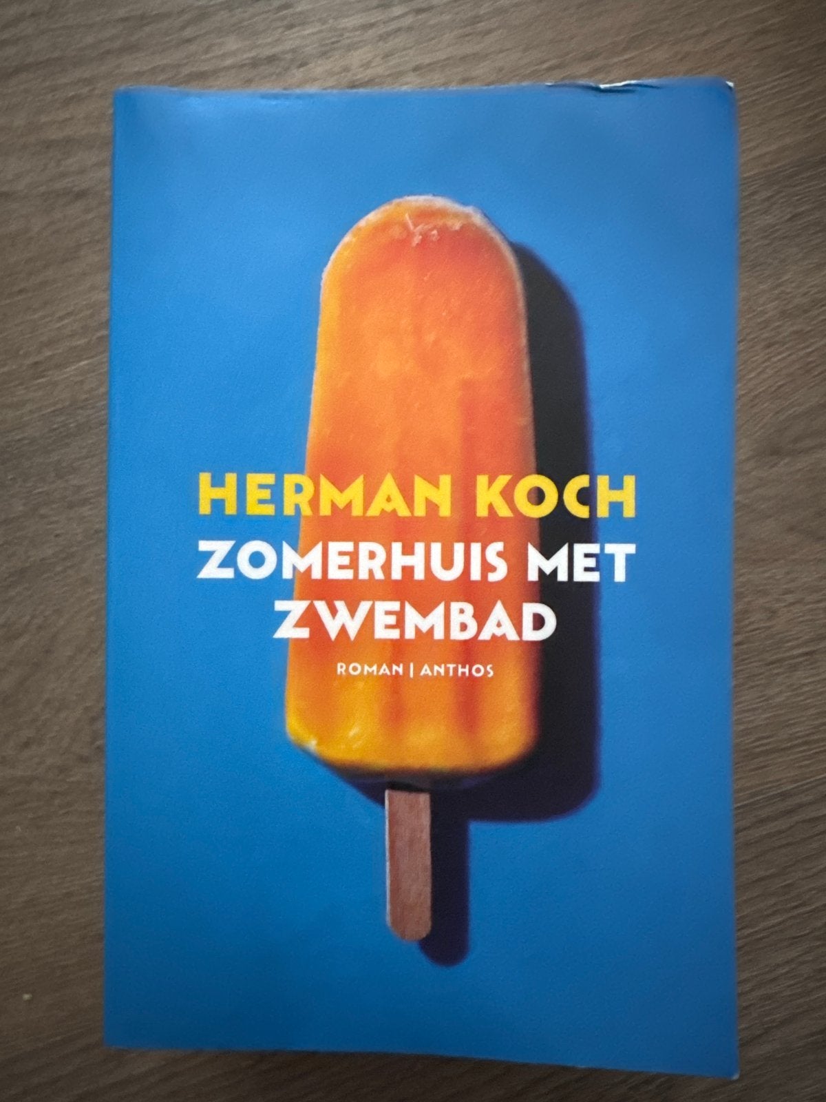 Herman Koch - Zomerhuis met Zwembad (Roman), Ophalen of Verzenden, Zo goed als nieuw, Nederland