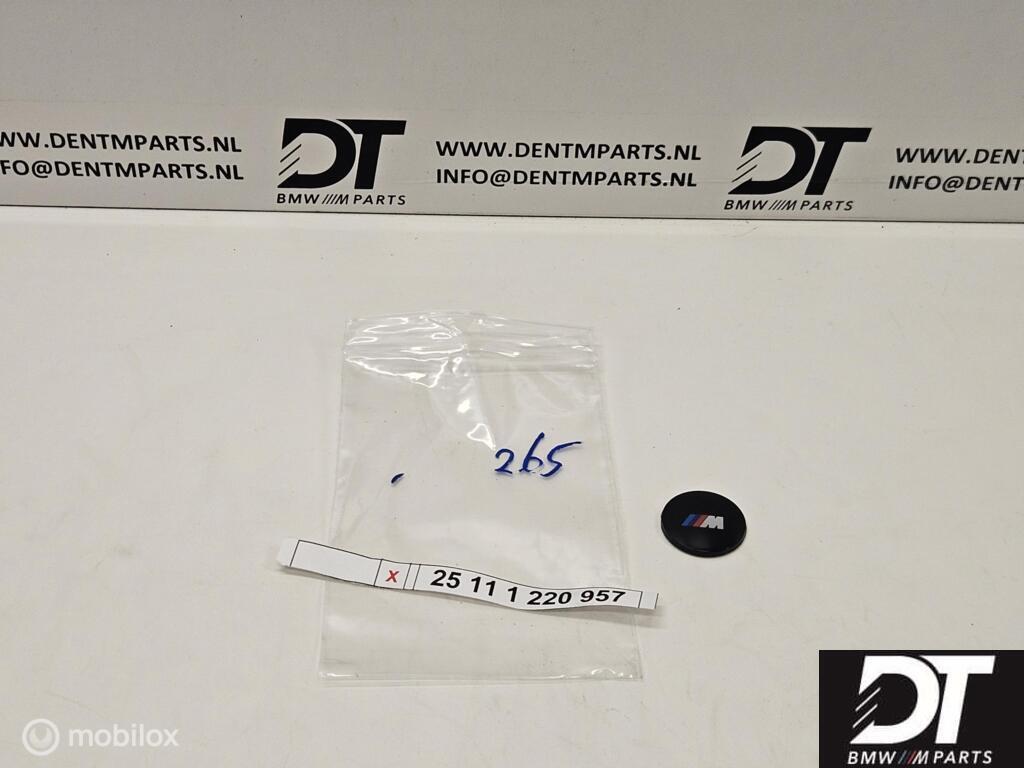Embleem pook M BMW E30 E28 E24 E23 E32 25111220957, Auto-onderdelen, Nieuw, Ophalen of Verzenden
