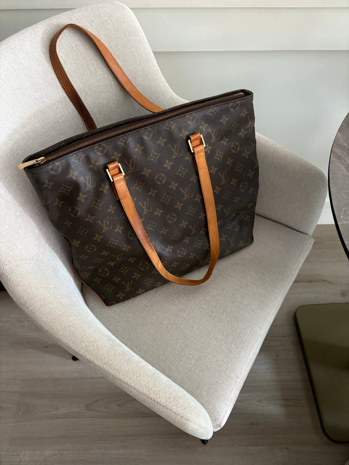 Louis Vuitton Cabas Mezzo Monogram Shopper Tas, Gebruikt, -, Shopper, Ophalen of Verzenden