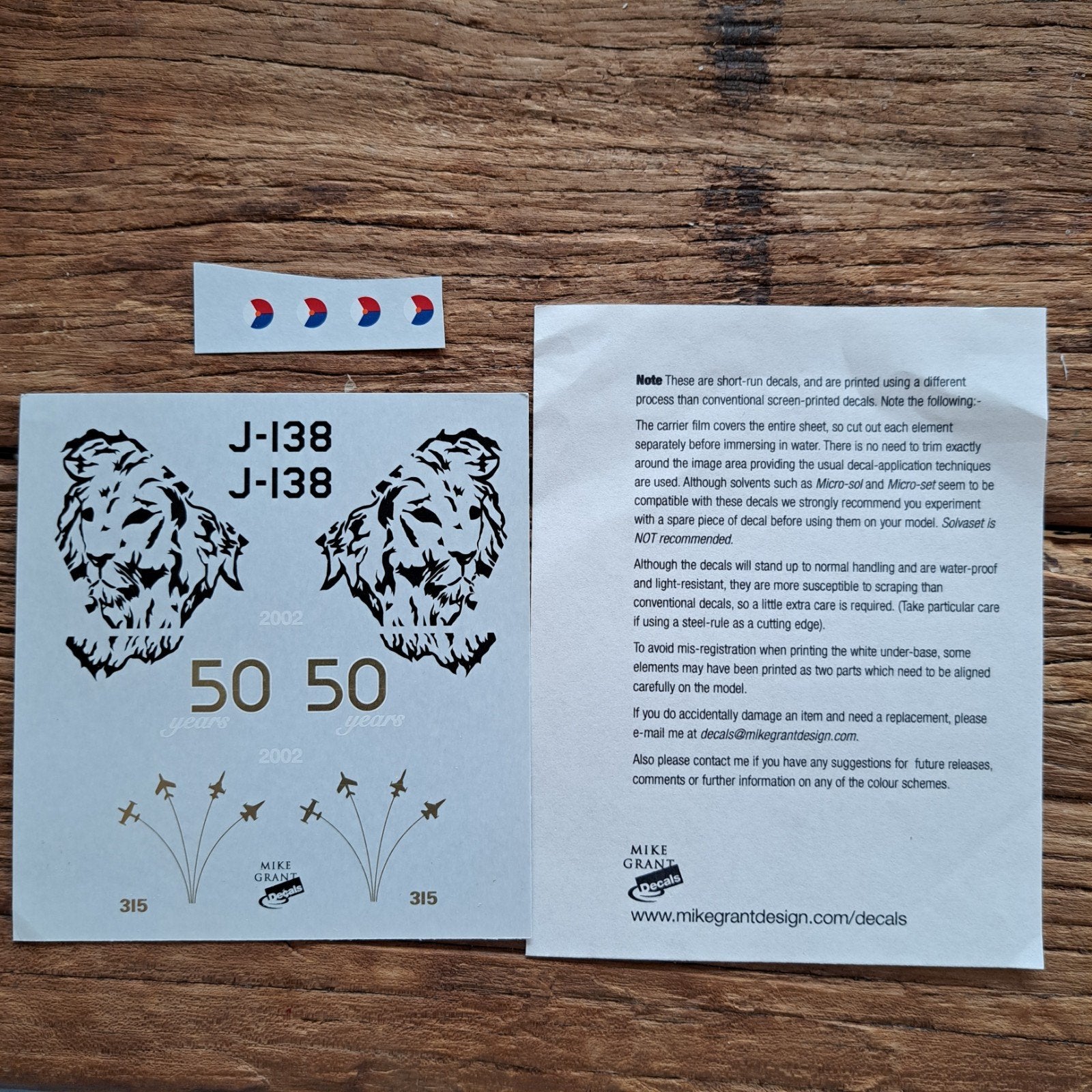 Mike Grant Decals J-138 50 jaar leeuw modelbouw, Verzamelen, Ophalen of Verzenden, Nieuw, Overige typen