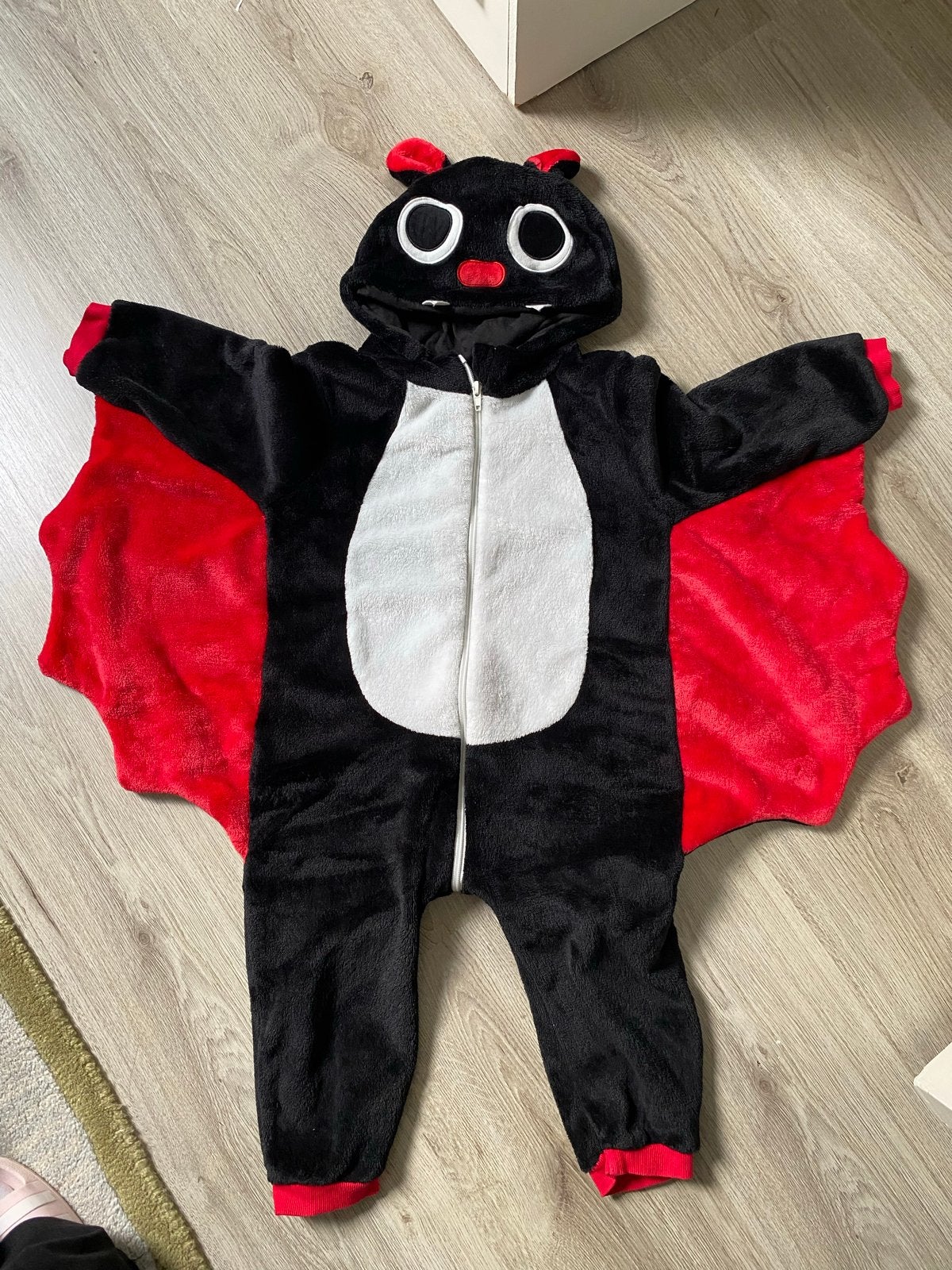 Vleermuis kostuum baby/peuter - Halloween/Carnaval maat 98, Kinderen en Baby's, Ophalen, Gebruikt, 104 of kleiner, Jongen of Meisje