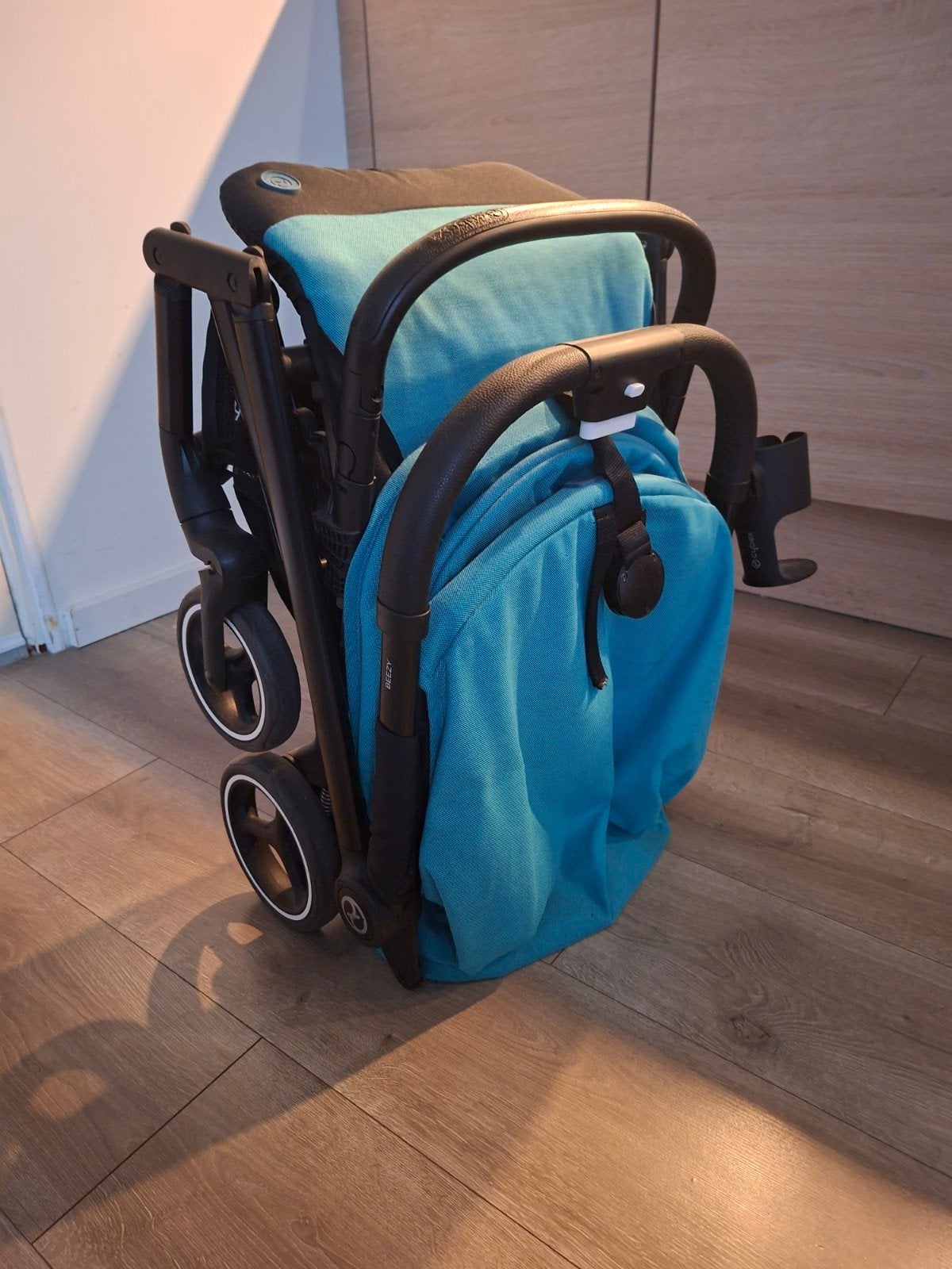 Cybex Beezy Buggy Turquoise - Compact en Comfortabel, Ophalen