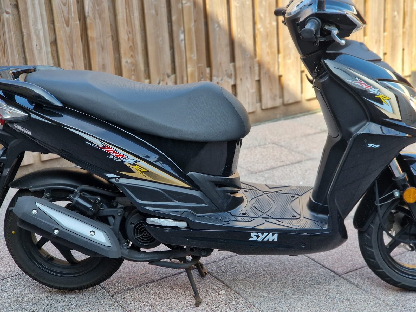 SYM Jet 4, Fietsen en Brommers, Scooters | SYM, Gebruikt, Overige modellen, Maximaal 45 km/u, Ophalen of Verzenden