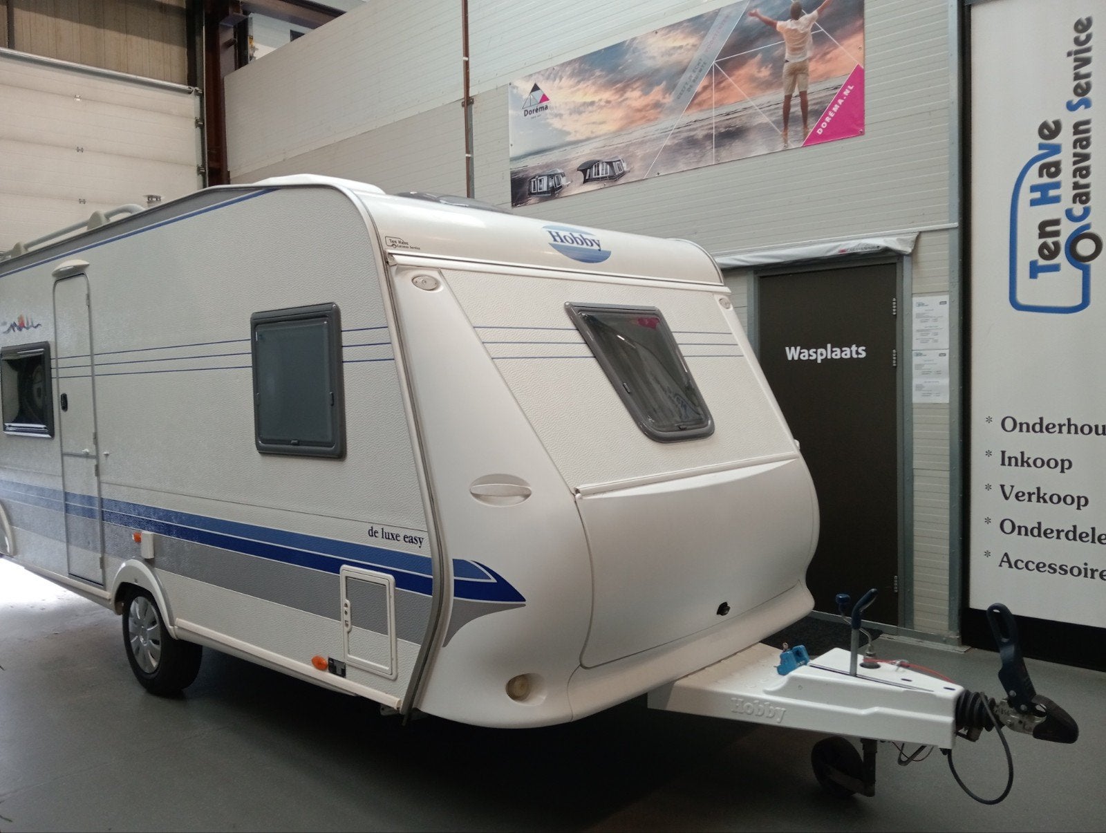 Hobby De Luxe Easy 460 UFE incl. dorema voortent en dakairco, Hobby, Bedrijf, Schokbreker, 6 tot 7 meter