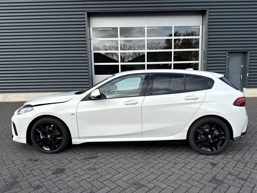 BMW 1-serie 120, M sport, harman kardon, memory seats, head-, Euro 6, 156 pk, Wit, Origineel Nederlands