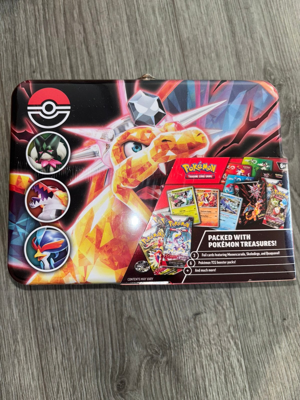 Pokemon Charizard Fall 2023 Collector Chest (kleine scheur), Ophalen of Verzenden, Zo goed als nieuw