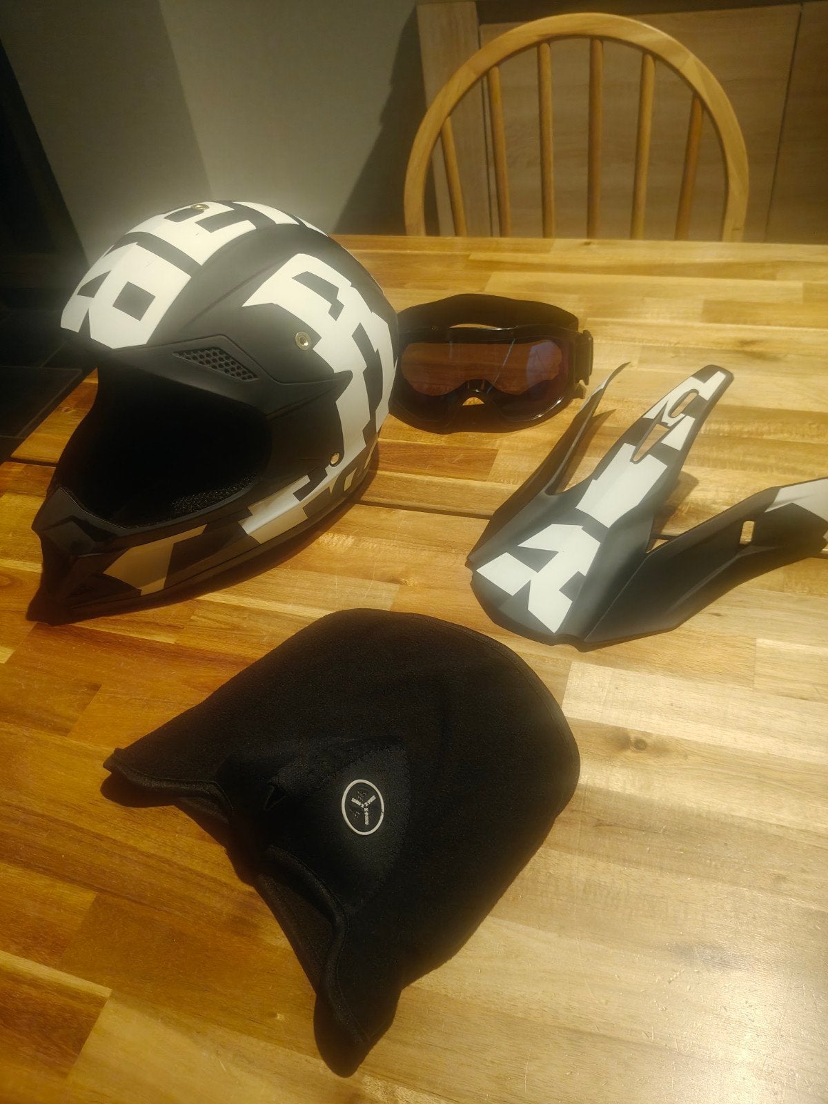 Nieuwe Crosshelm met Goggles en Nekwarmer, Overige merken, M, Offroadhelm, Ophalen of Verzenden