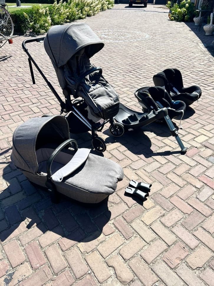 Cybex Priam kinderwagen met maxicosi en vervolgstoel, Kinderen en Baby's, Kinderwagens en Combinaties, Gebruikt, Verstelbare duwstang
