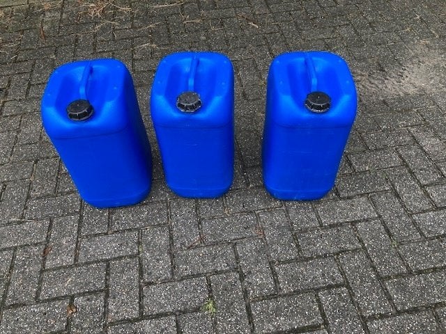 Jerrycan  25 Liter, Minder dan 75 liter, Ophalen, Zo goed als nieuw, Kunststof