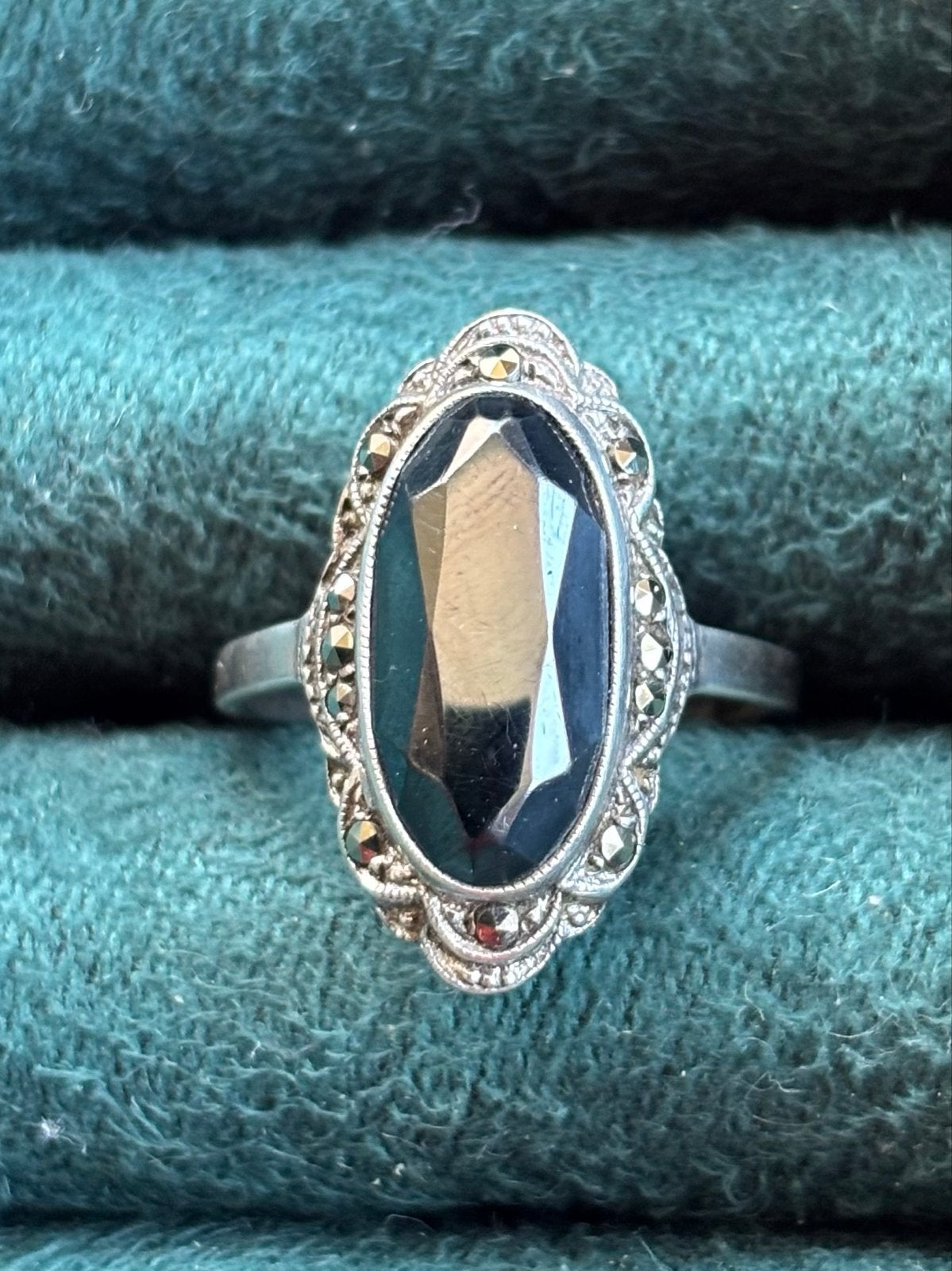 Prachtige Zilveren Ring met Zwarte Steen en Markasiet, Ophalen of Verzenden, Zilver