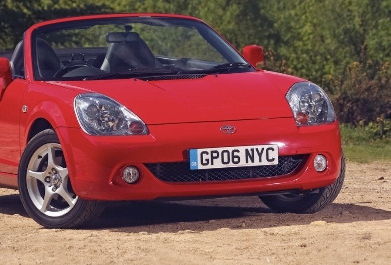 GEZOCHT faceliftbumper  toyota mr2 zzw30, Ophalen of Verzenden