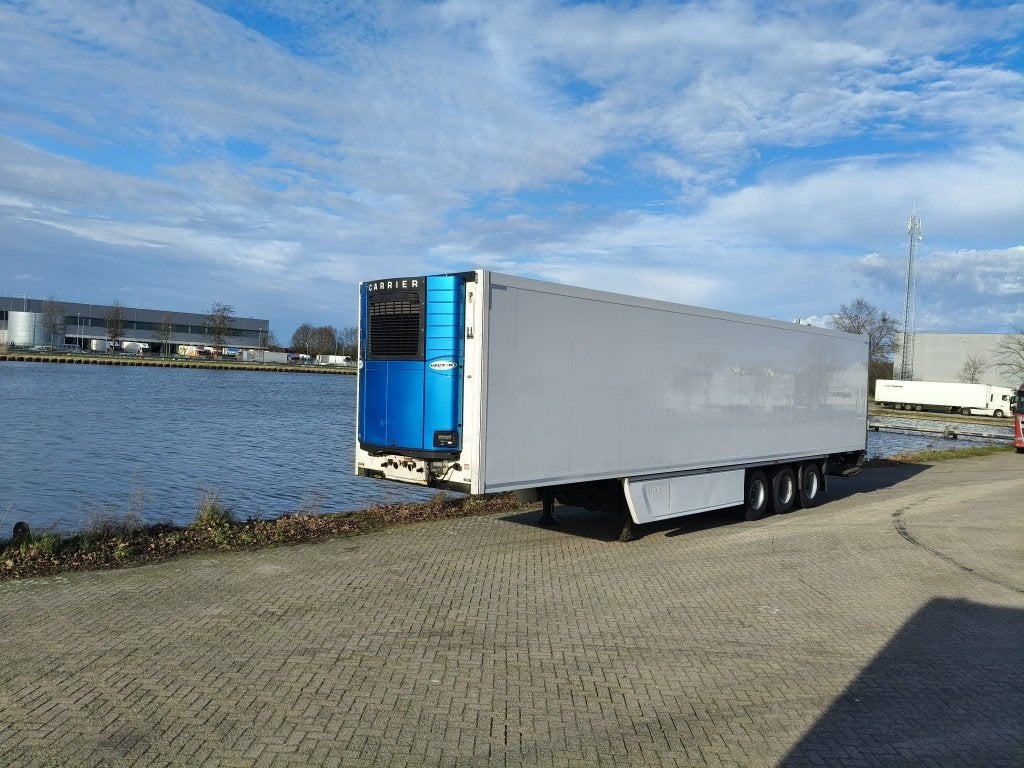 Nette Koeloplegger met Carrier Vector koelmachine, Auto's, Vrachtwagens, Bedrijf, Aanhangers en Opleggers, Wit