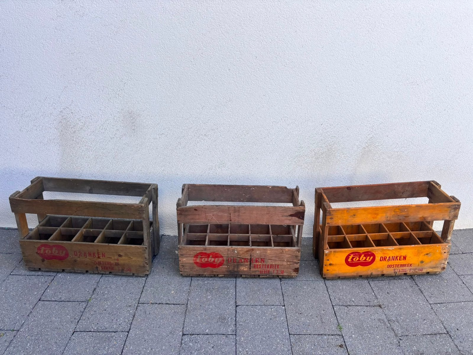 4 vintage wijnkratten, Ophalen, Zo goed als nieuw