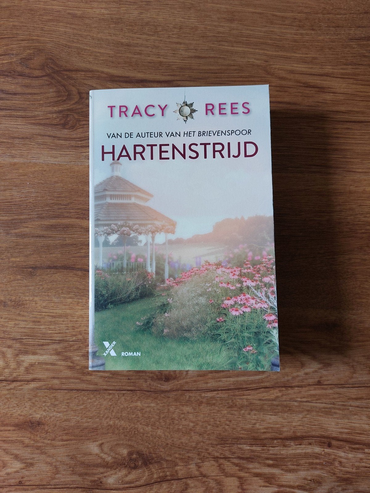 Roman • Tracy Rees - Hartenstrijd, Ophalen of Verzenden, Zo goed als nieuw, Tracy Rees