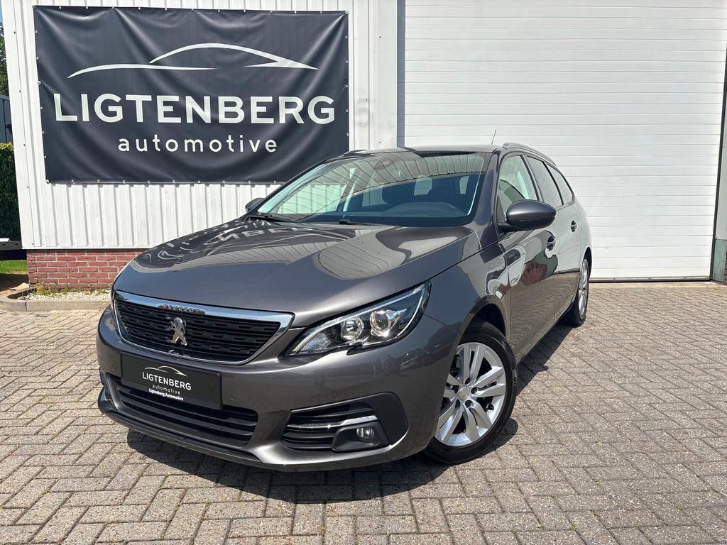 Peugeot 308 SW 1.2PureTech Blue Lease Executive PANO/CARPLAY, Voorwielaandrijving, 1199 cc, 620 kg, 23 km/l