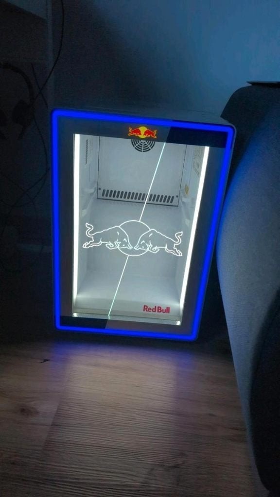 rood Bull Koelkast LED Verlichting Baby exemplaar, Ophalen, Nieuw, Loopwiel of Rad