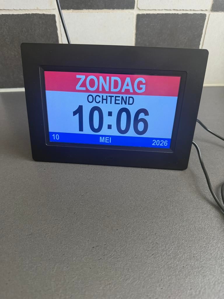 Dementieklok., Ophalen, Zo goed als nieuw